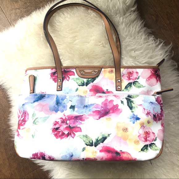 FREE! Pretty Watercolour floral bag 🦋